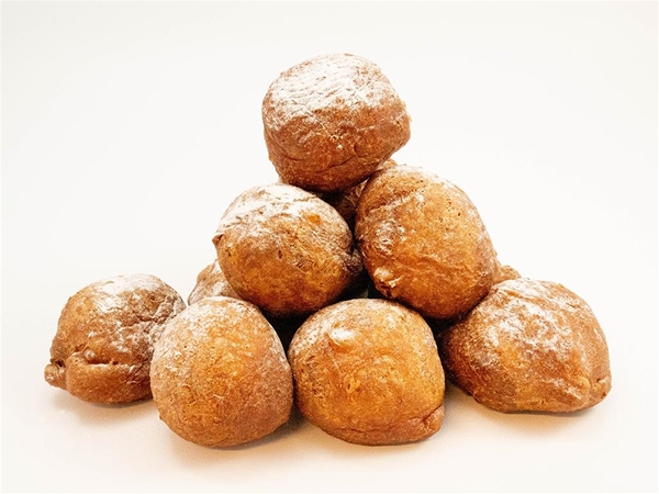 Oliebol ongevuld